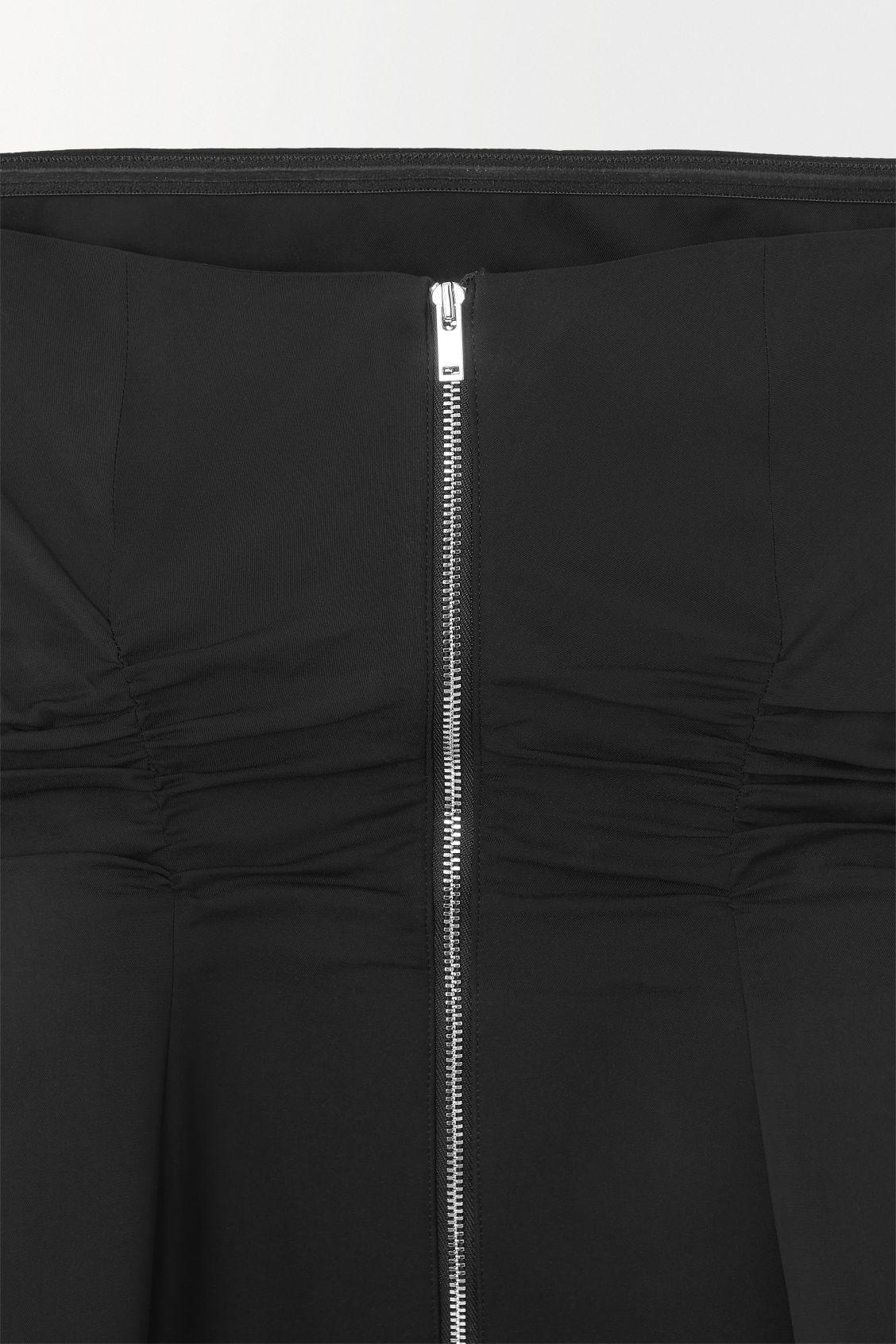 LE BANDEAU SCULPTÉ Product Image