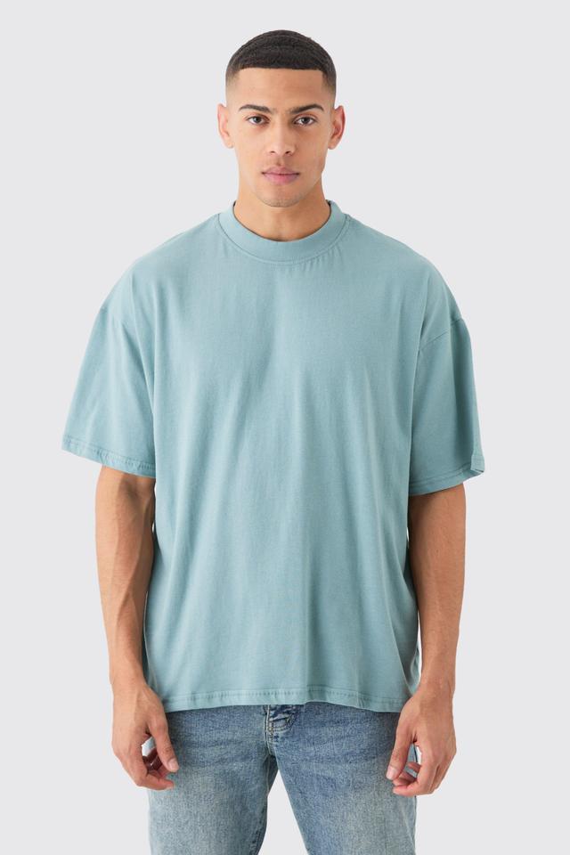 Mens Green Oversized Extended Neck Basic T-shirt, Green Product Image