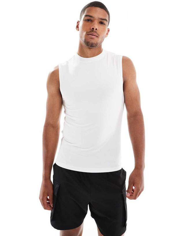 ASOS 4505 Icon muscle fit training tank with quick dry in white Product Image