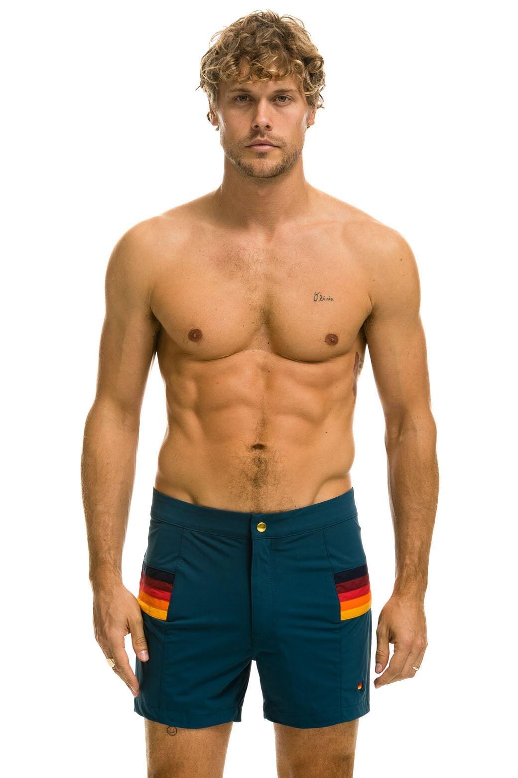 MEN'S HORIZONTAL 5 STRIPE FLEX SHORTS - DEEP OCEAN Male Product Image