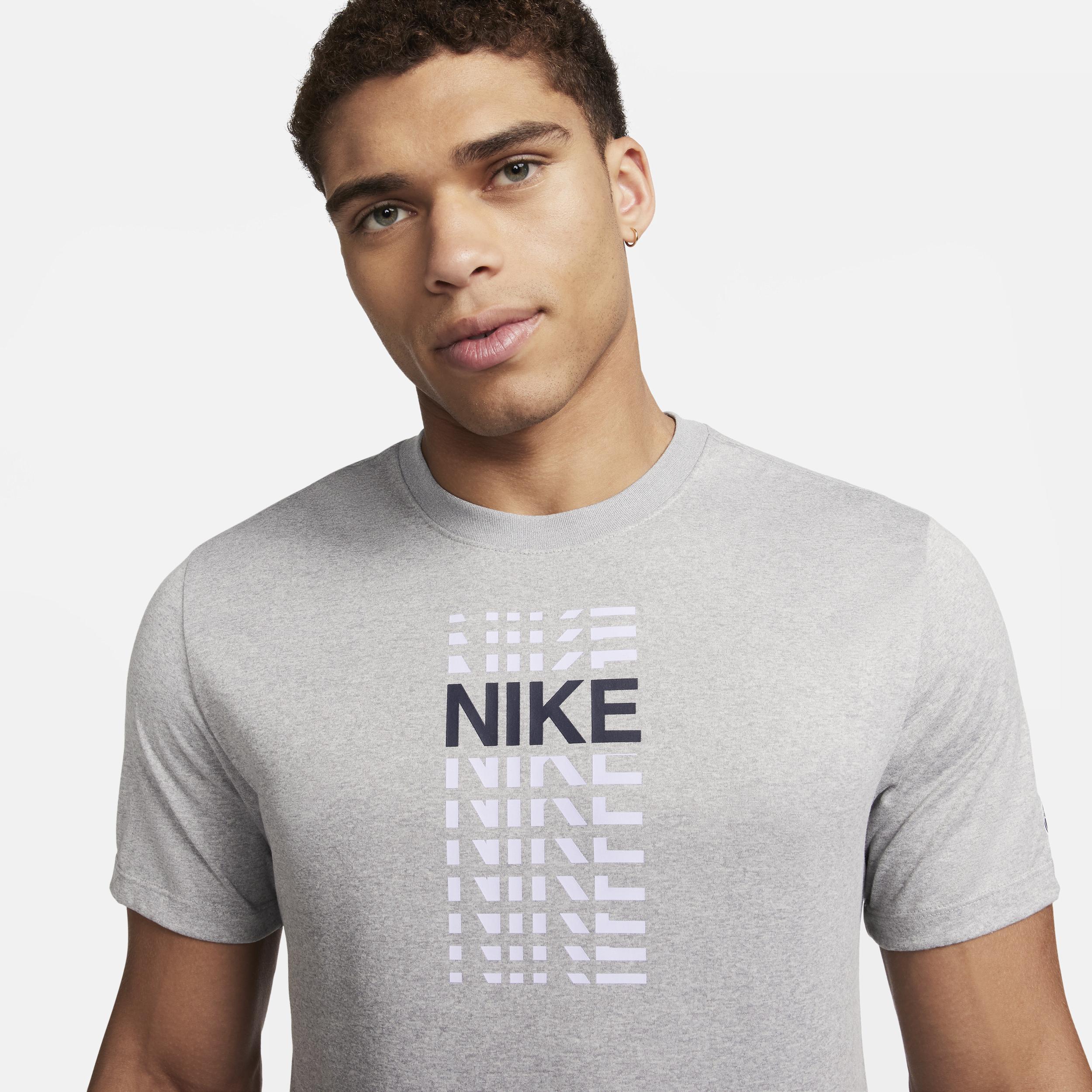 Tottenham Hotspur Nike Men's Soccer T-Shirt Product Image