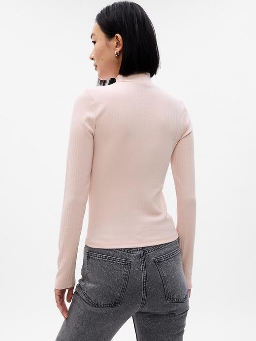 Modern Mockneck Cropped T-Shirt product image