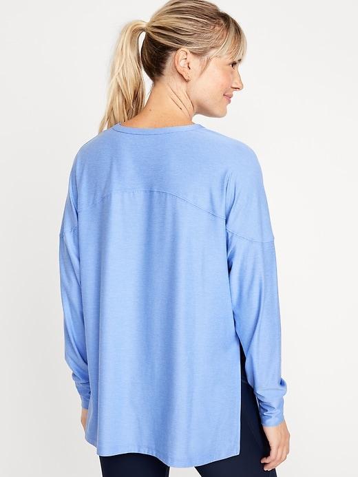 CloudMotion Tunic Product Image