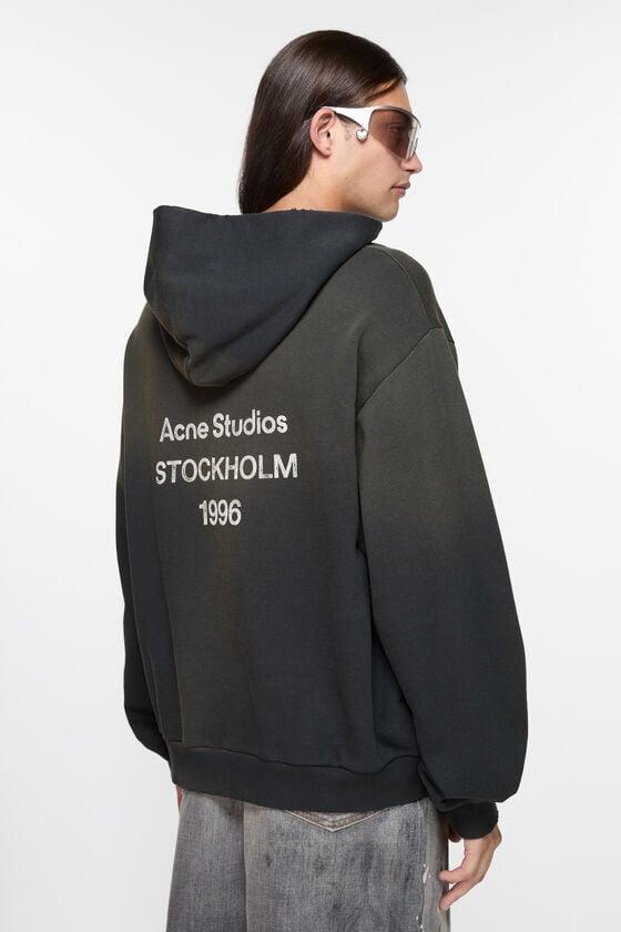 Logo hooded sweater Product Image