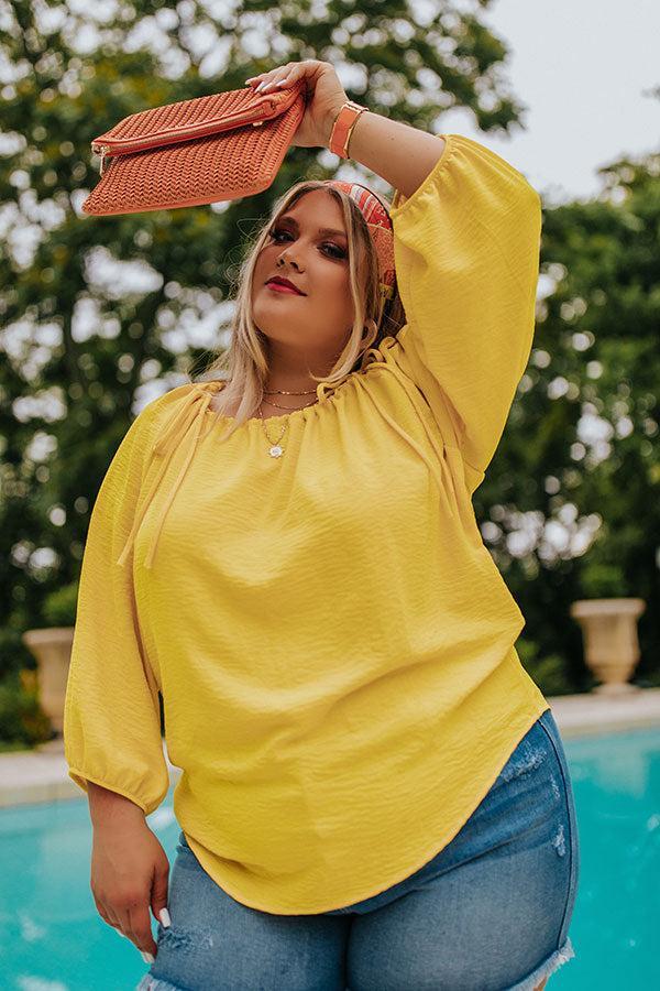 Splash Of Champagne Shift Top In Yellow Curves Product Image