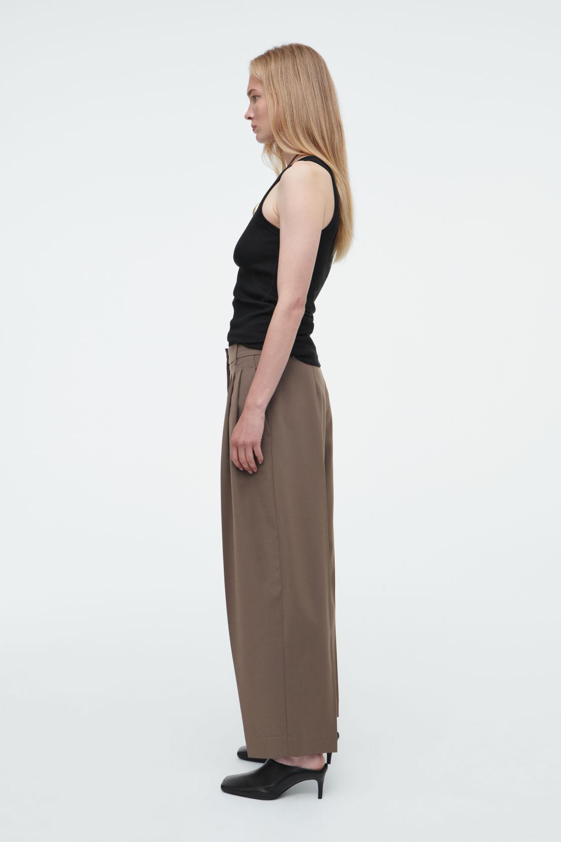 PLEATED BARREL-LEG WOOL-BLEND TROUSERS Product Image