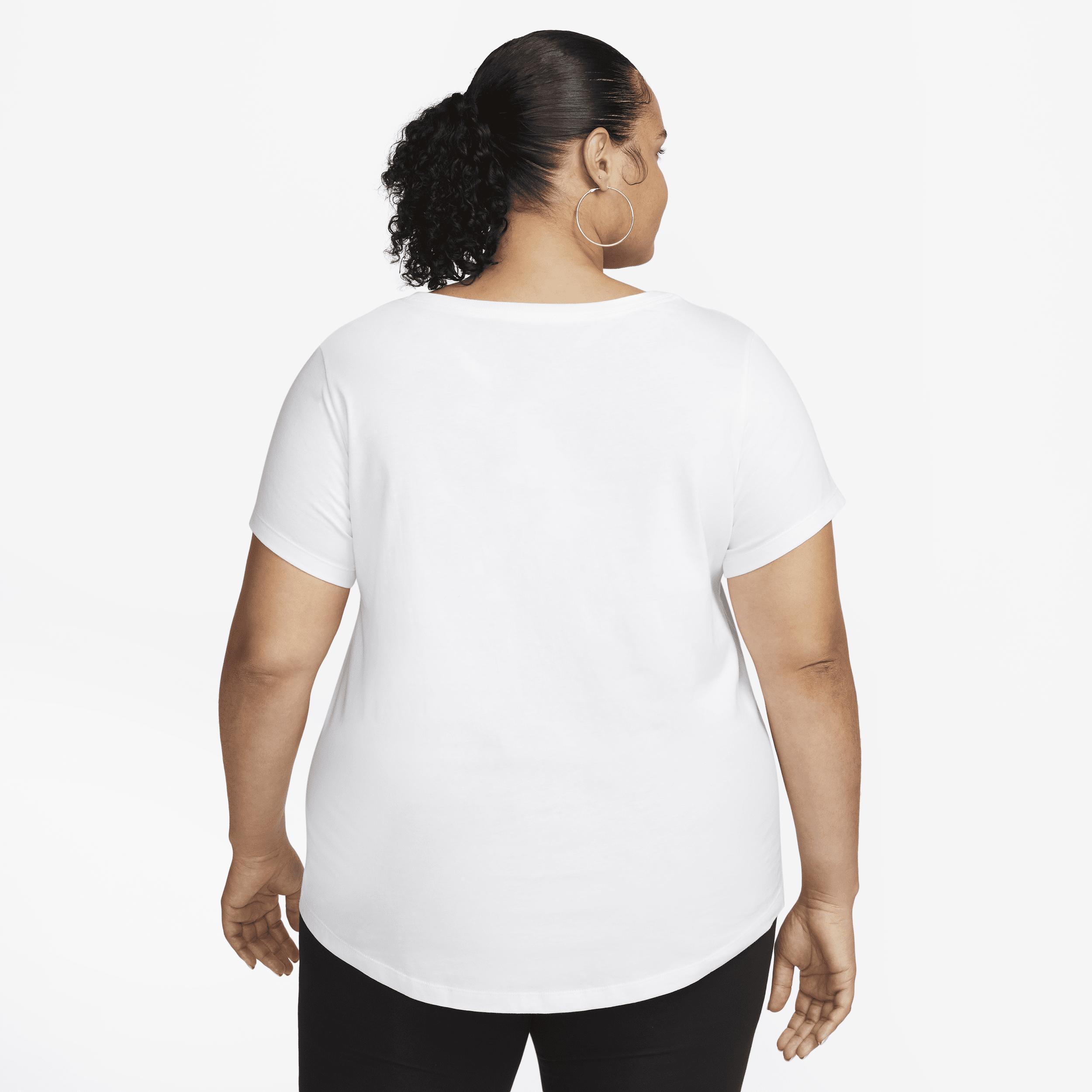 Women's Nike Sportswear Essentials Logo T-Shirt (Plus Size) in White, Size: 2X  Product Image