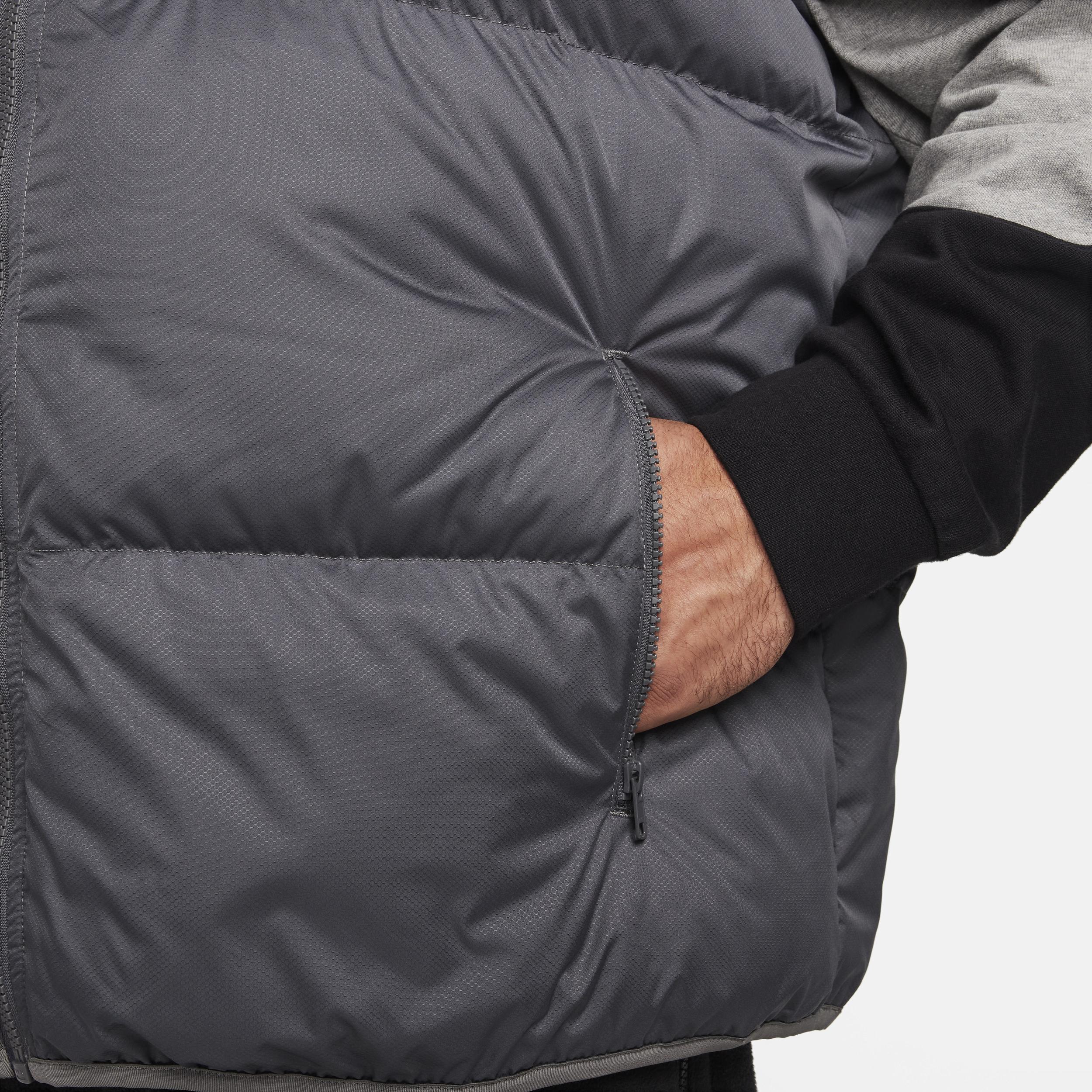 Men's Nike Sportswear Club PrimaLoftÂ® Water-Repellent Puffer Vest Product Image