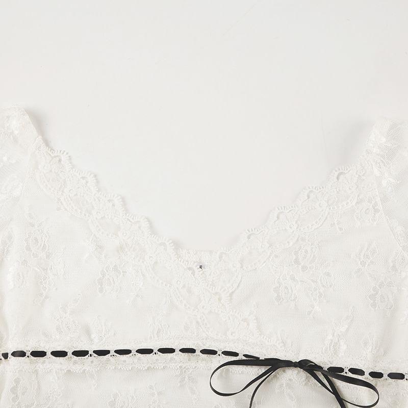 Long-Sleeve V-Neck Lace Panel Top Product Image