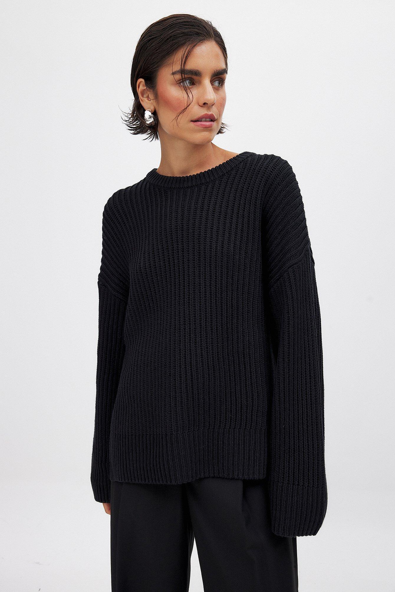 Round Neck Knitted Sweater Product Image