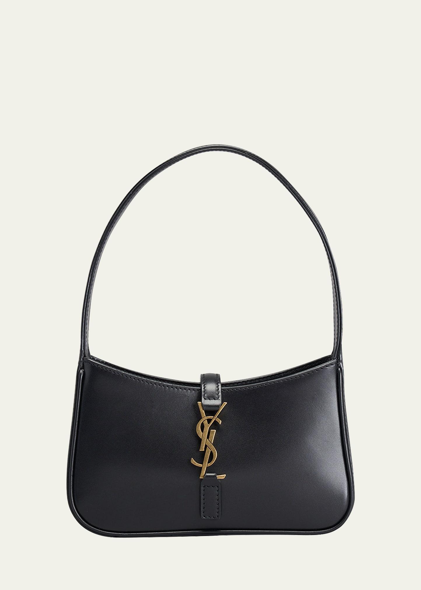 Womens Le 5  7 Mini Hobo in Smooth Leather Product Image