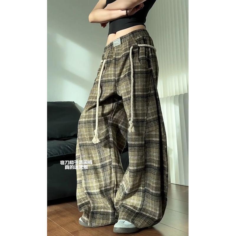 Low Rise Plaid Wide Leg Pants Product Image