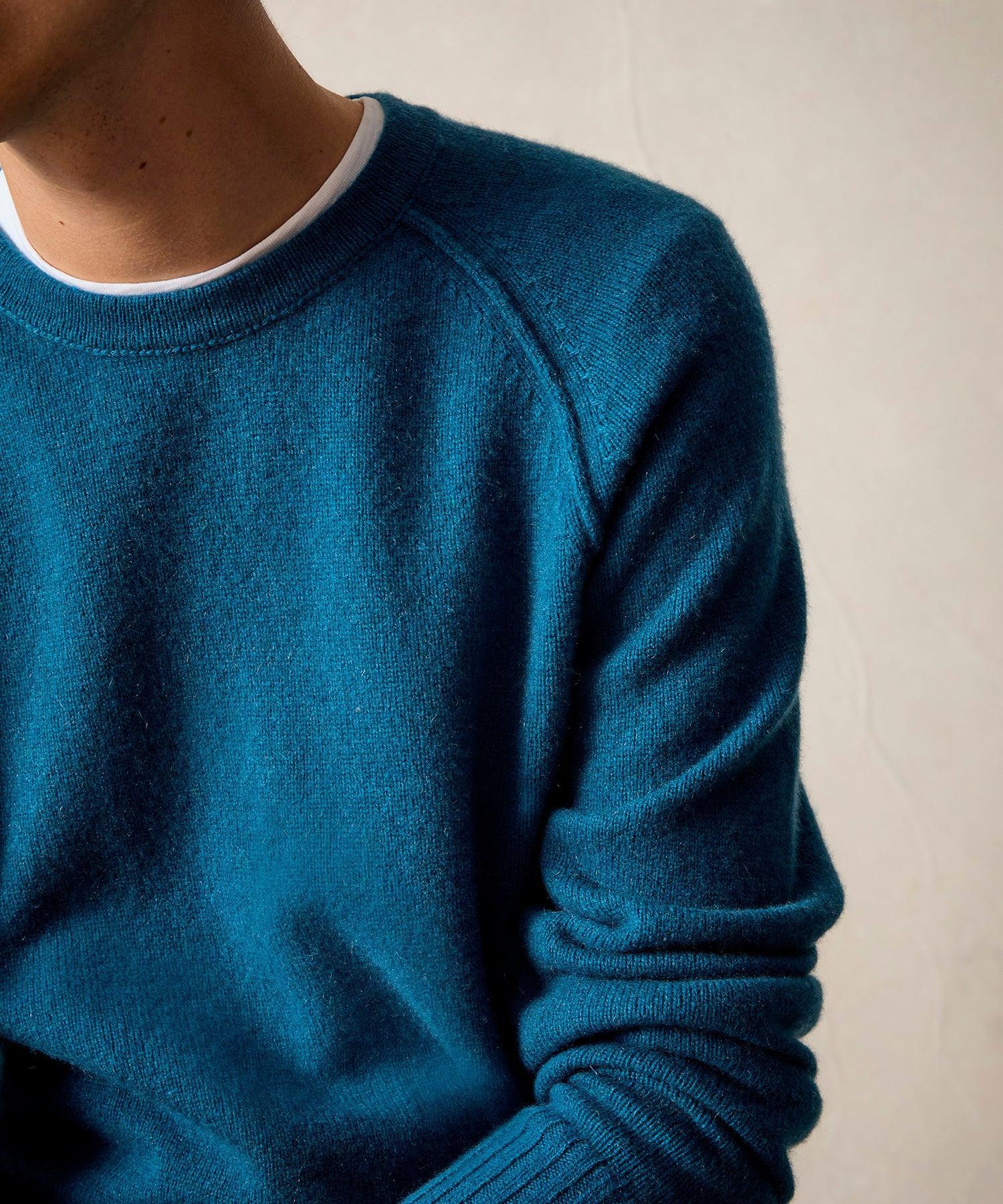 Nomad Cashmere Crewneck in Dark Teal Product Image