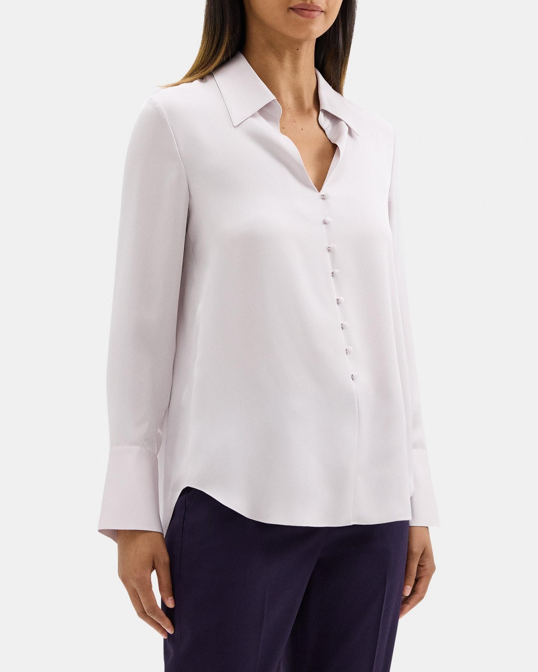 V-Neck Blouse in Silk Product Image