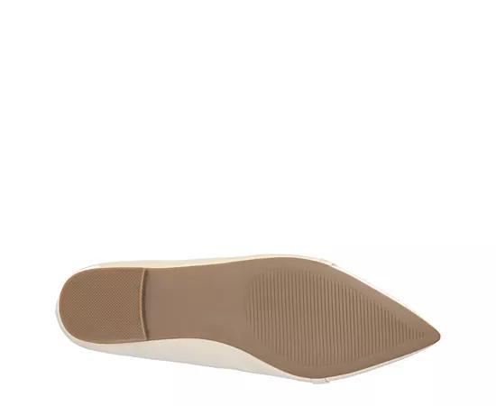 Journee Collection Womens Clareene Flat Product Image