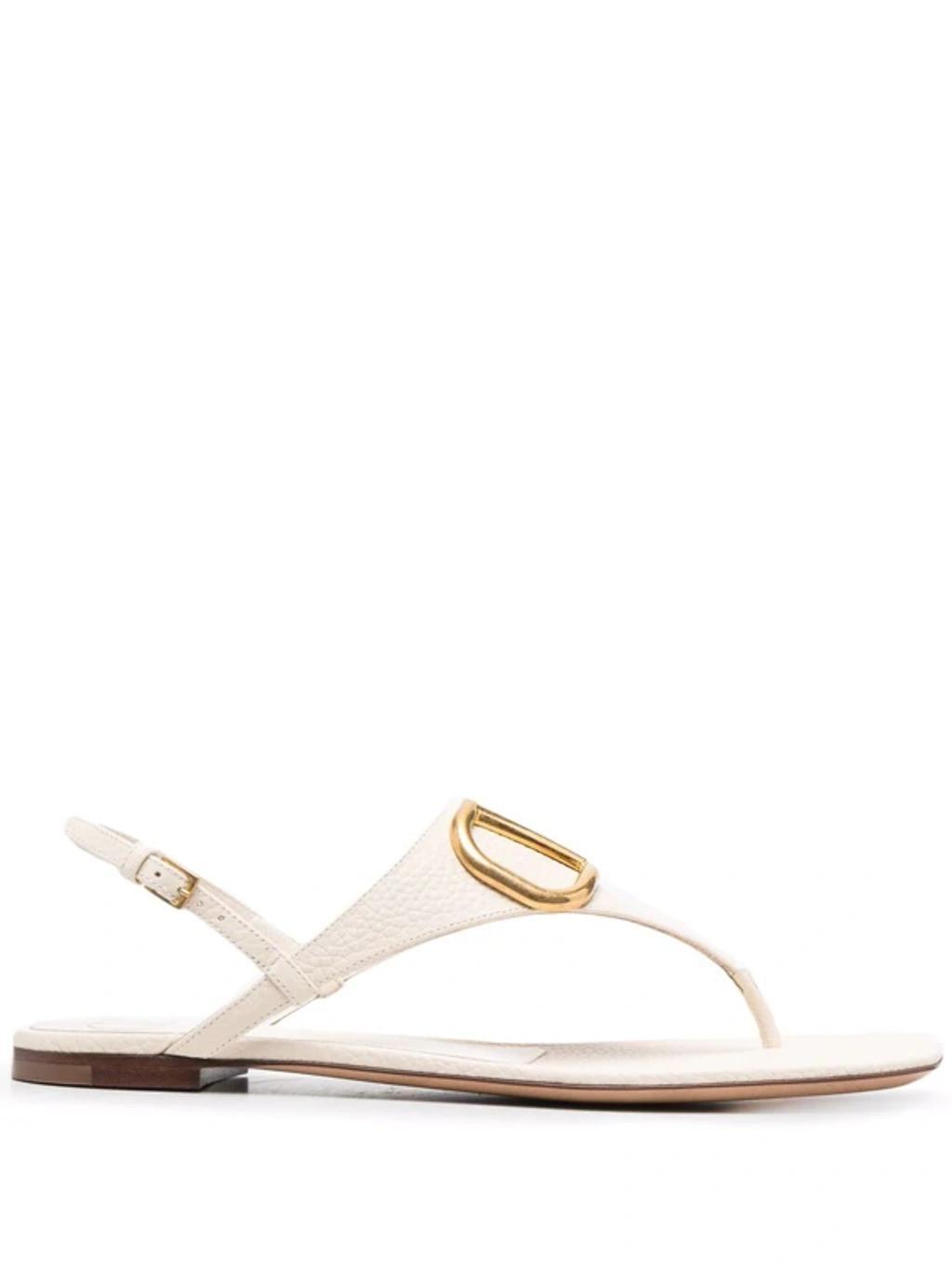 VALENTINO GARAVANI Valentino Vlogo Grainy Leather Sandal In Ivory Product Image