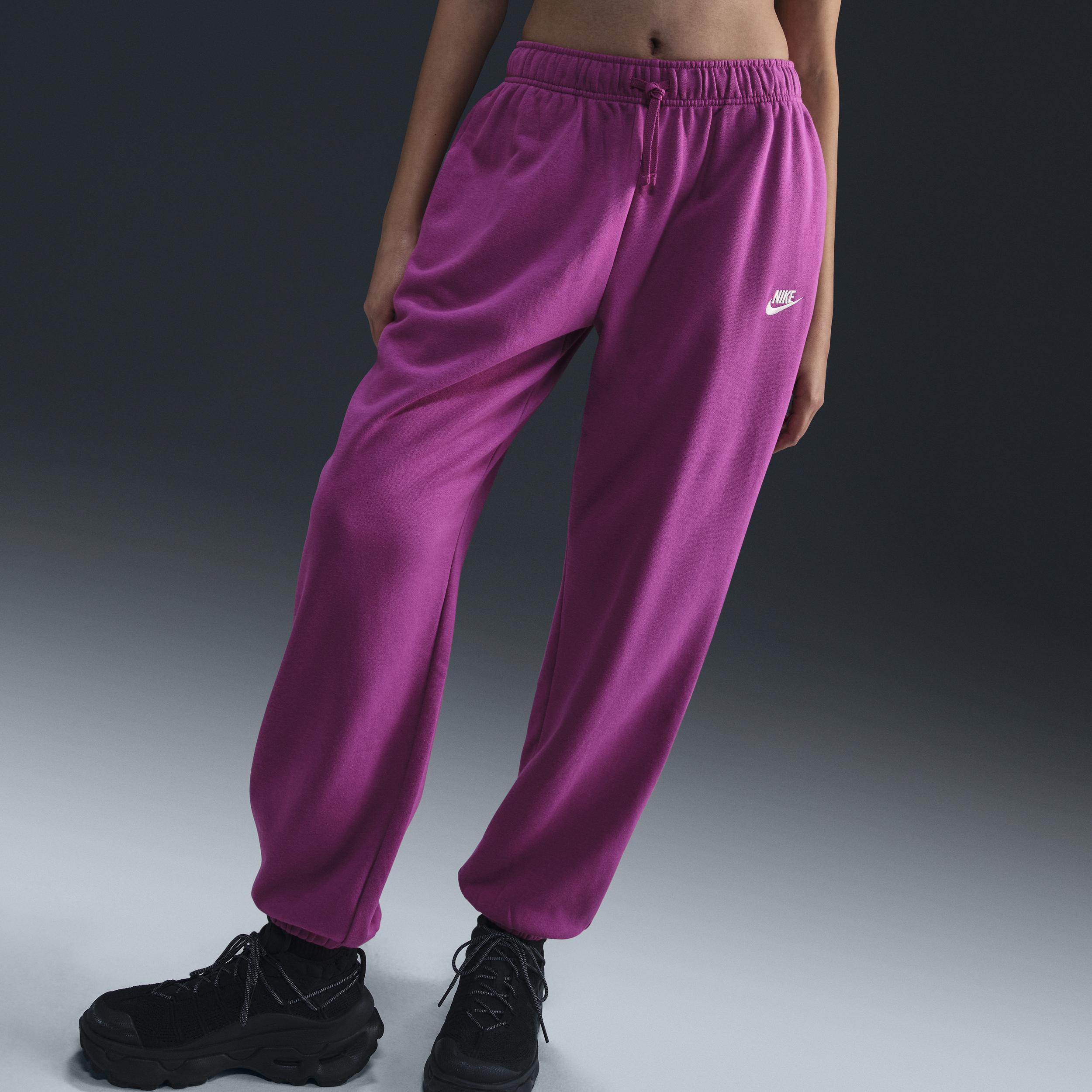 Women's Nike Sportswear Club Fleece Mid-Rise Oversized Sweatpants Product Image