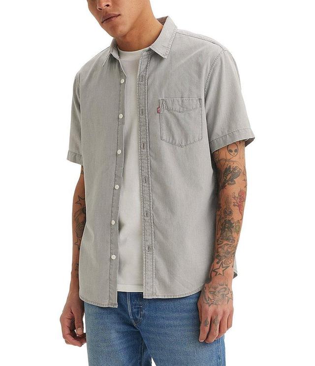 Levi's® Short Sleeve Classic Standard Fit Woven Shirt Product Image