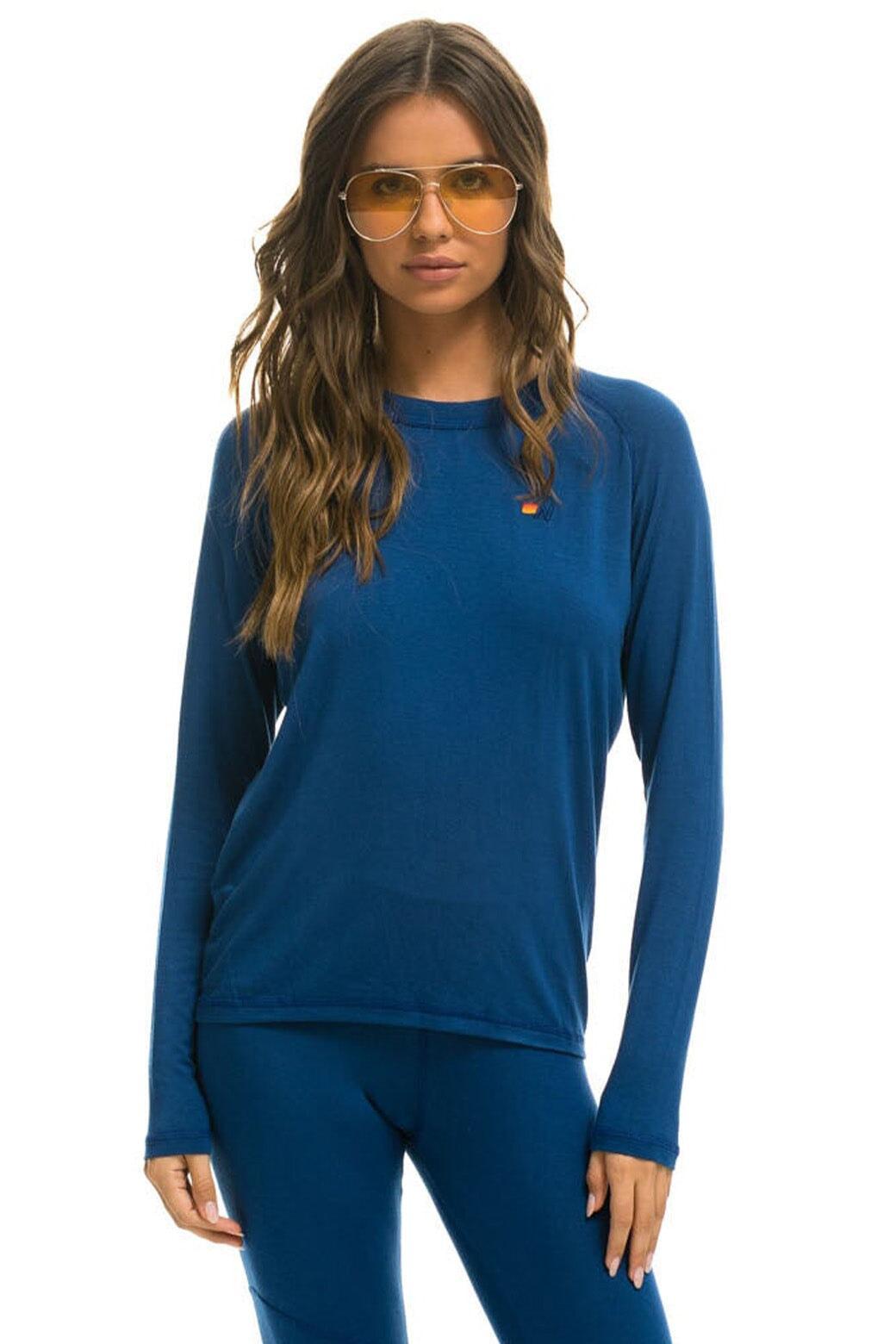 MICRO MODAL BASE LAYER TOP - ROYAL Female Product Image