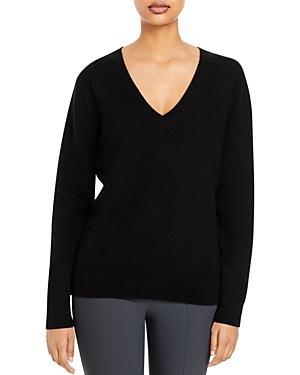 Weekend V-Neck Cashmere Pullover Sweater Product Image