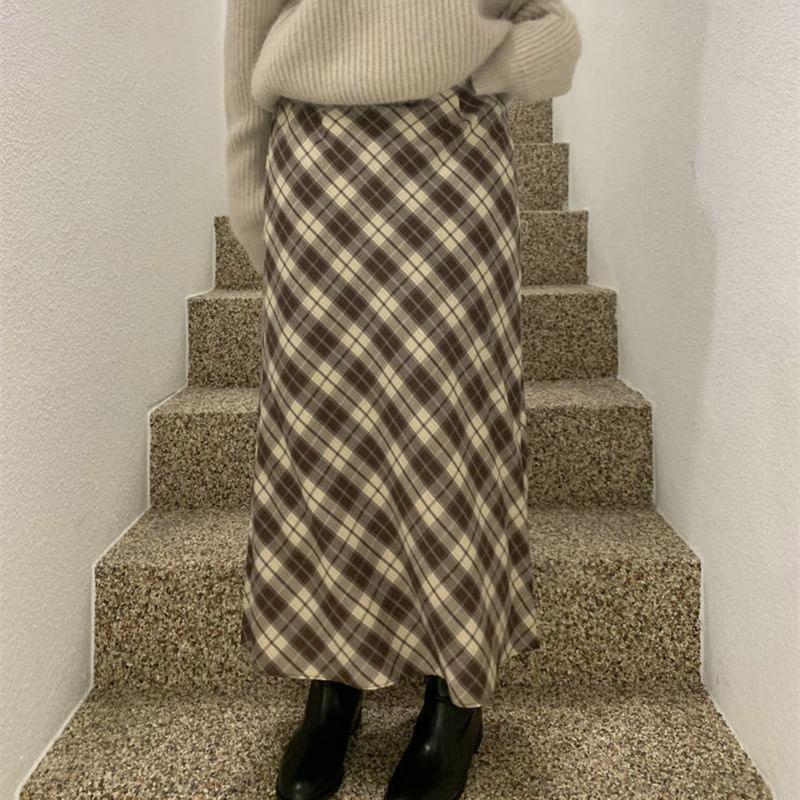 High Rise Plaid Midi A-Line Skirt Product Image