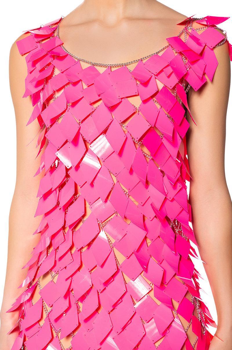 ITS A PARTY SEQUIN CHAIN MINI DRESS IN FUCHSIA Product Image