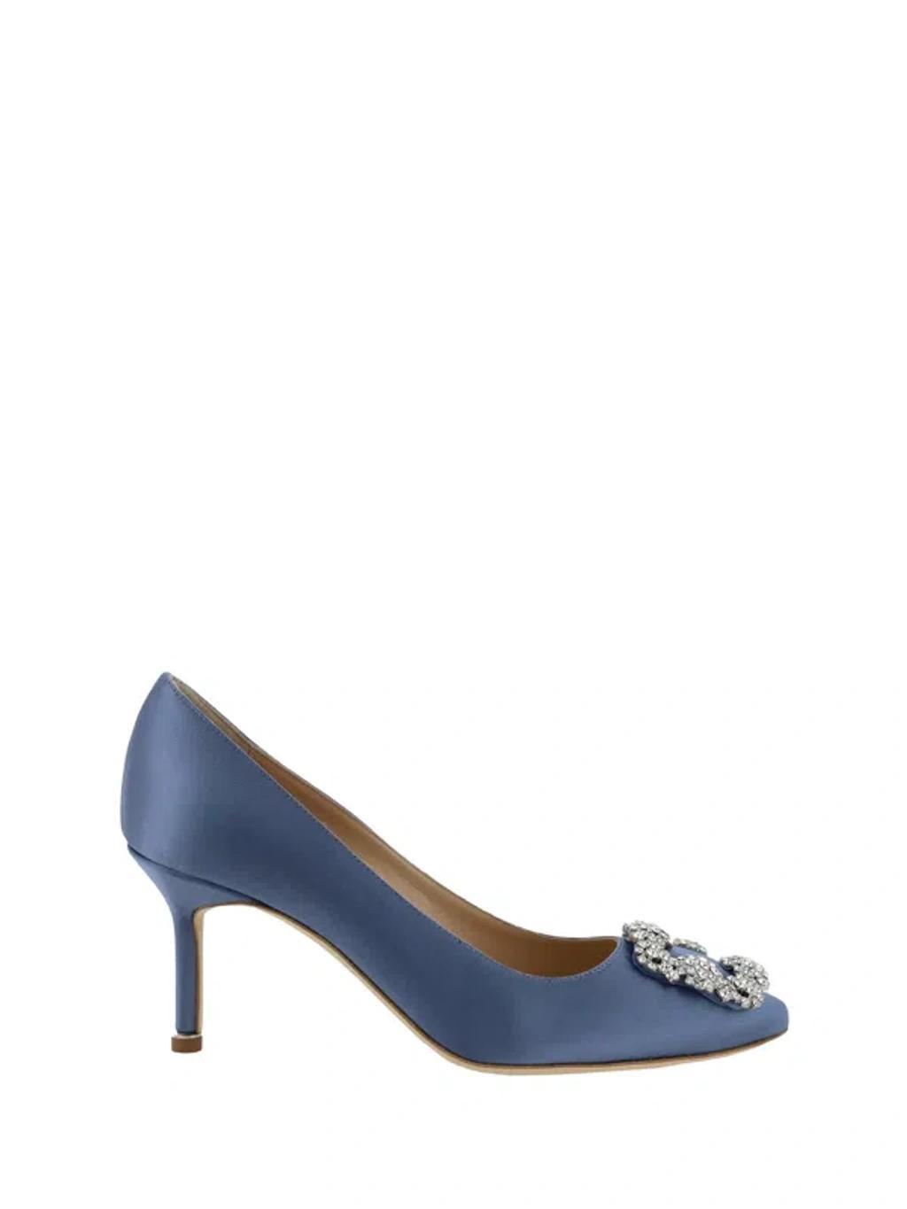 Hangisi Pumps In Ywov Product Image