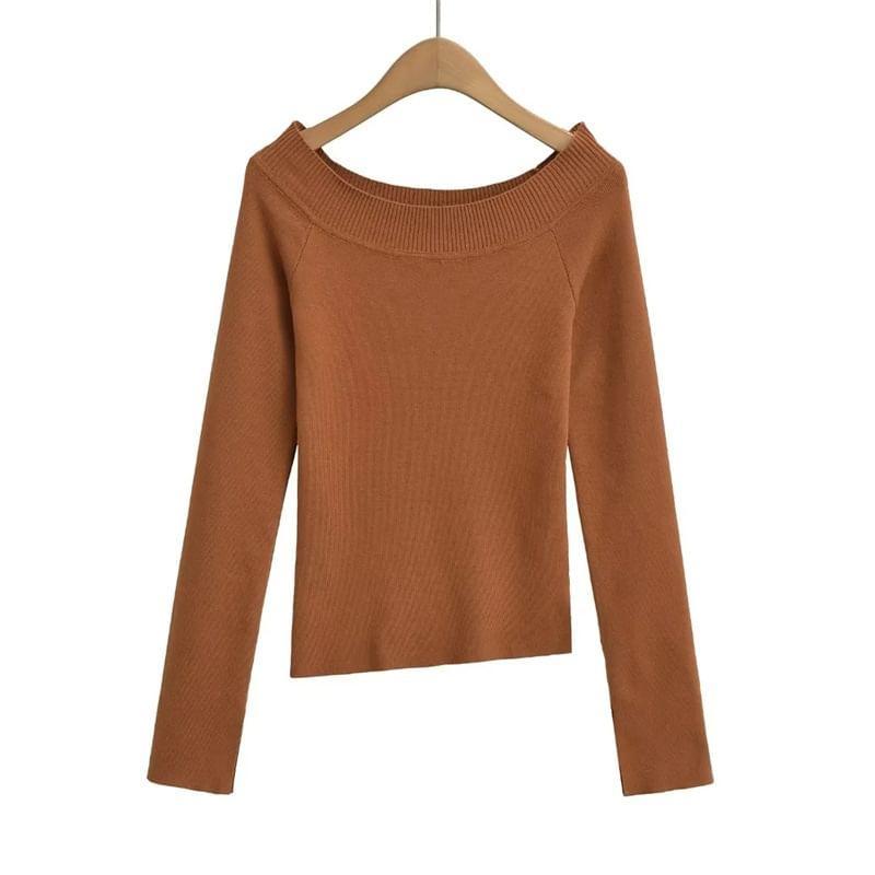 Long Sleeve Boat Neck Plain Asymmetrical Knit Top Product Image