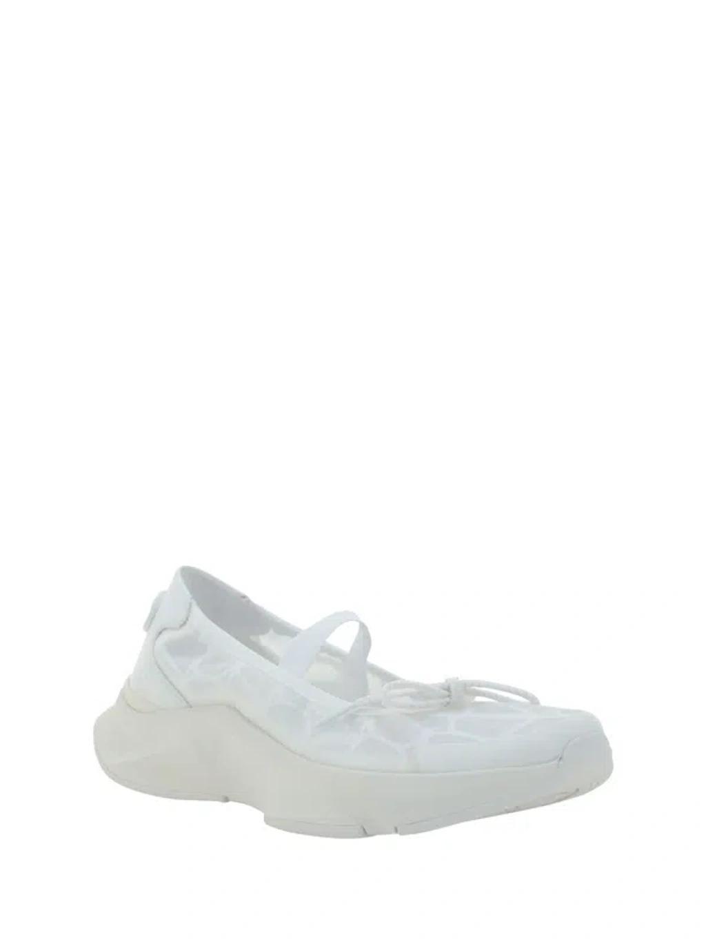 VALENTINO GARAVANI Ballerinas In White Product Image