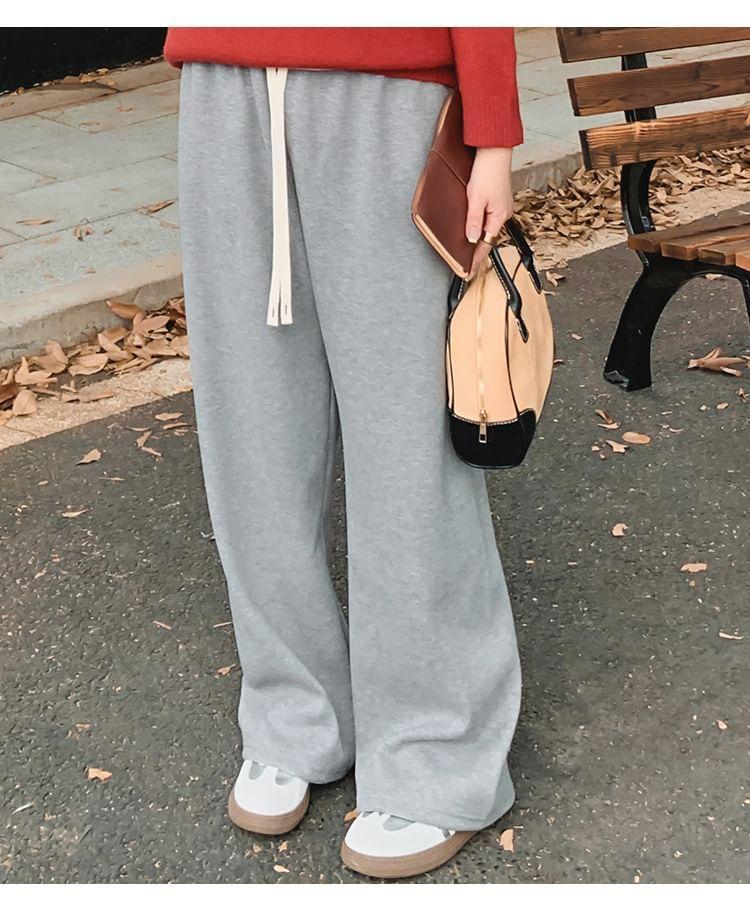 Drawstring Waist Plain Wide Leg Sweatpants Product Image