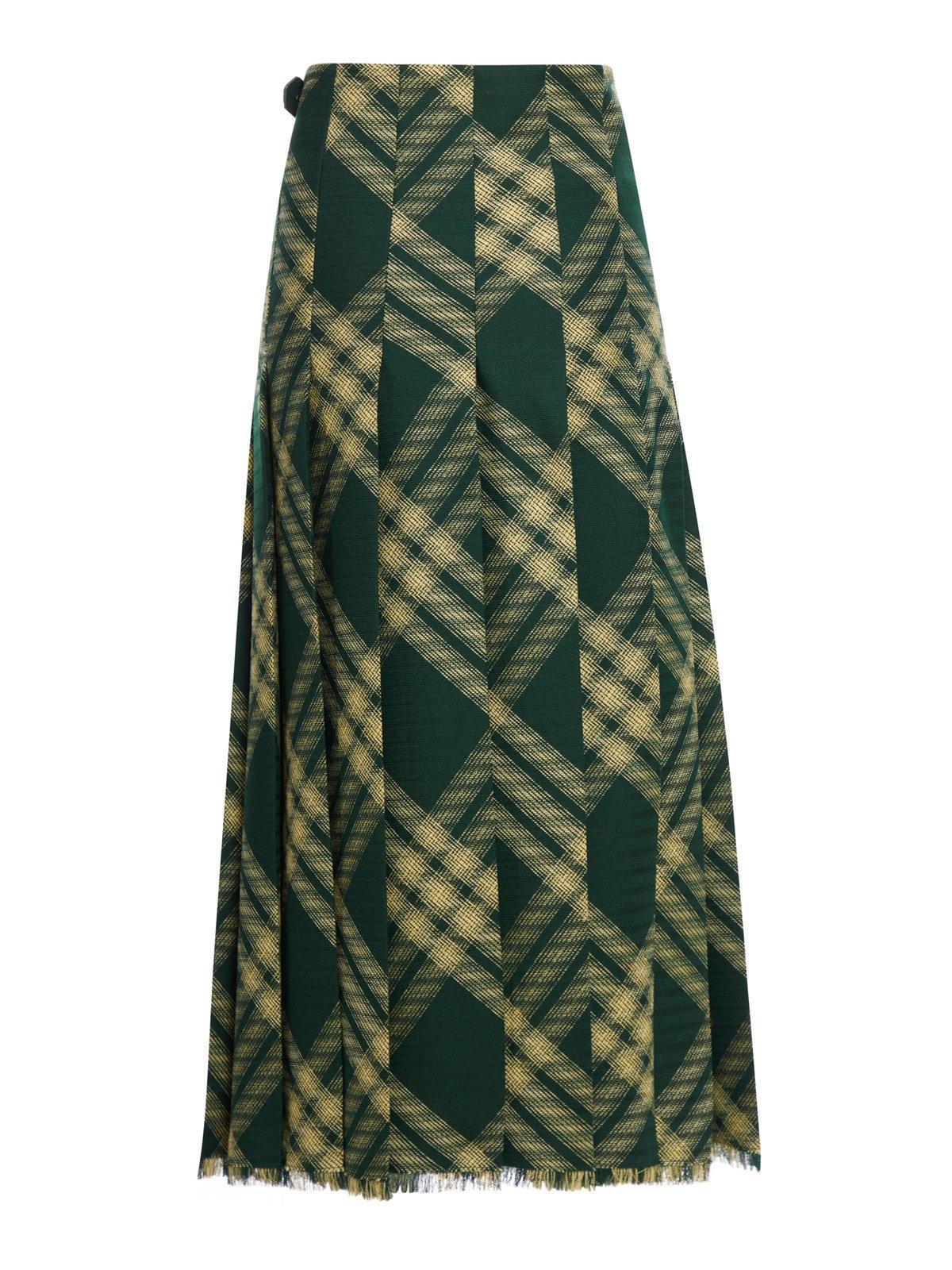 BURBERRY Check Printed Frayed In Green Product Image