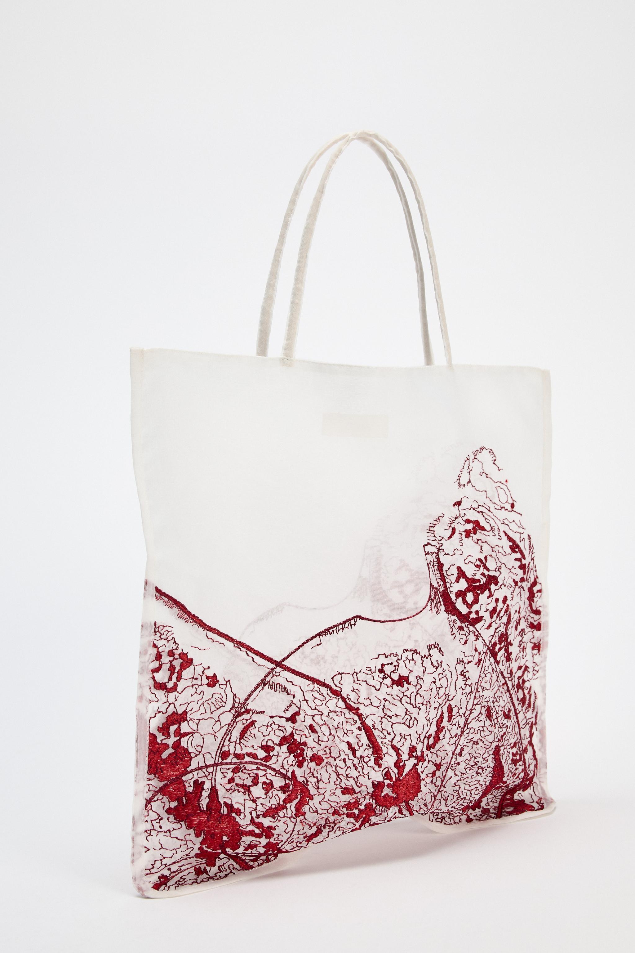 EMBROIDERED FABRIC BAG Product Image