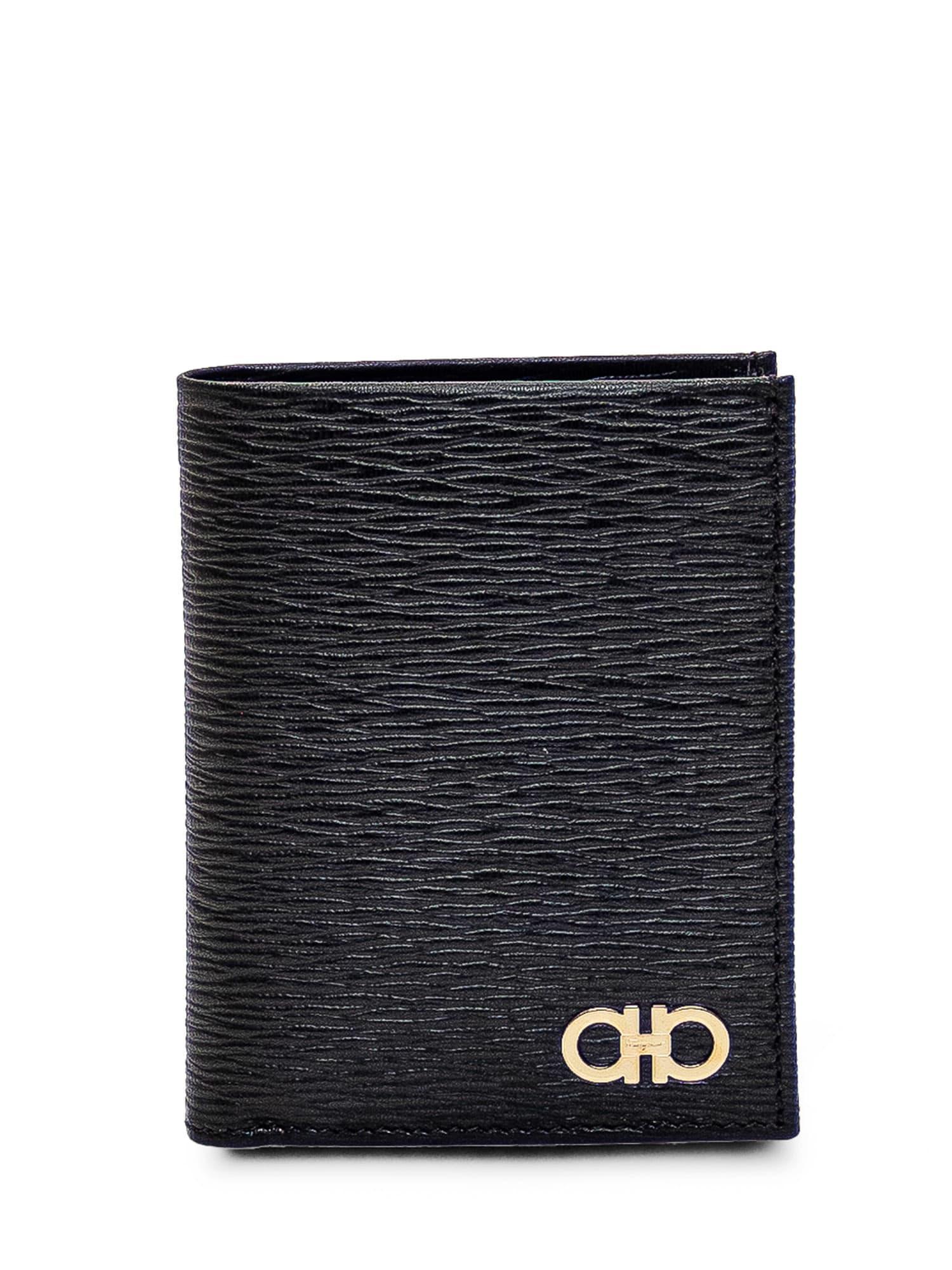 FERRAGAMO Gancini Wallet In Black   Product Image