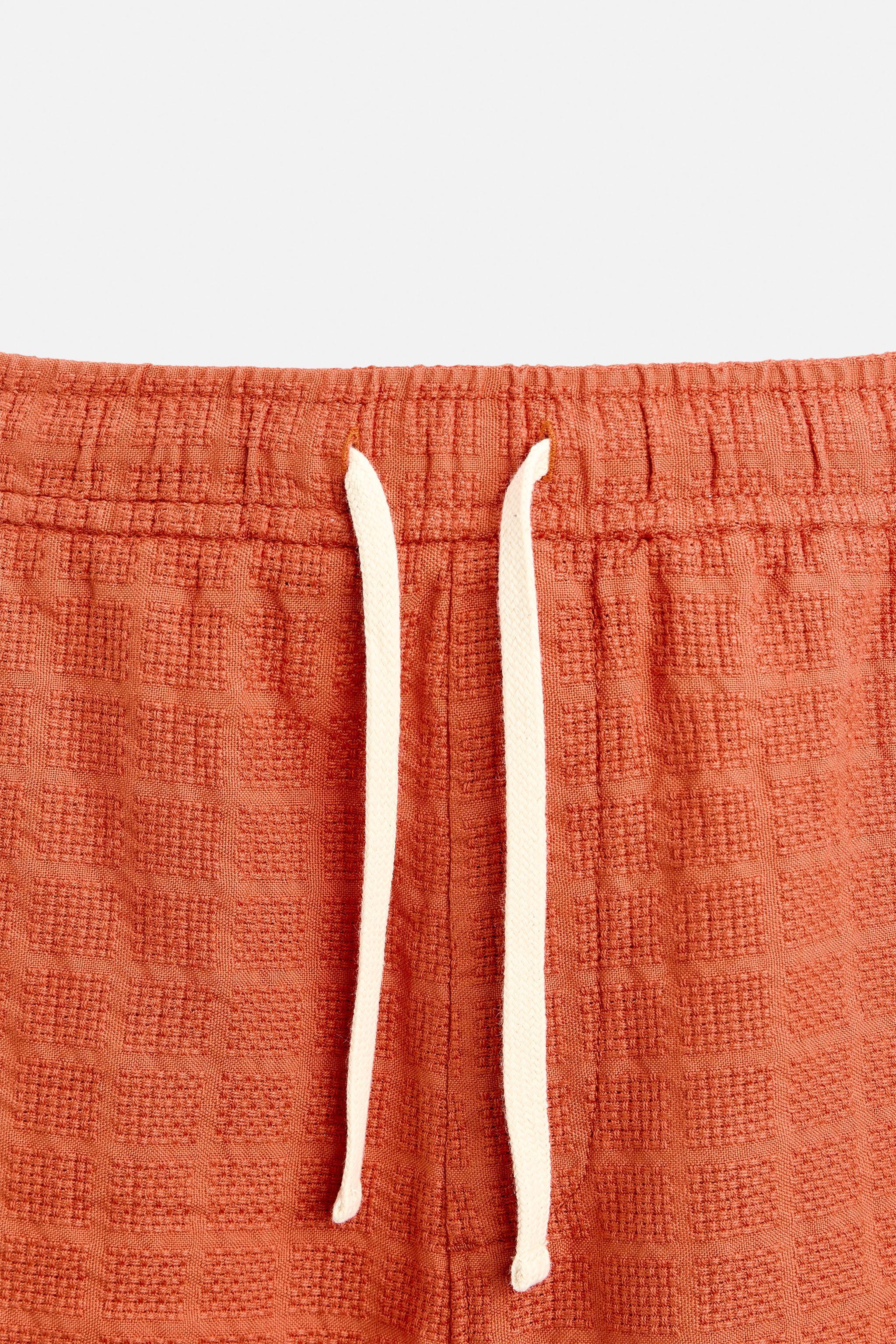 GEOMETRIC JACQUARD SHORTS Product Image