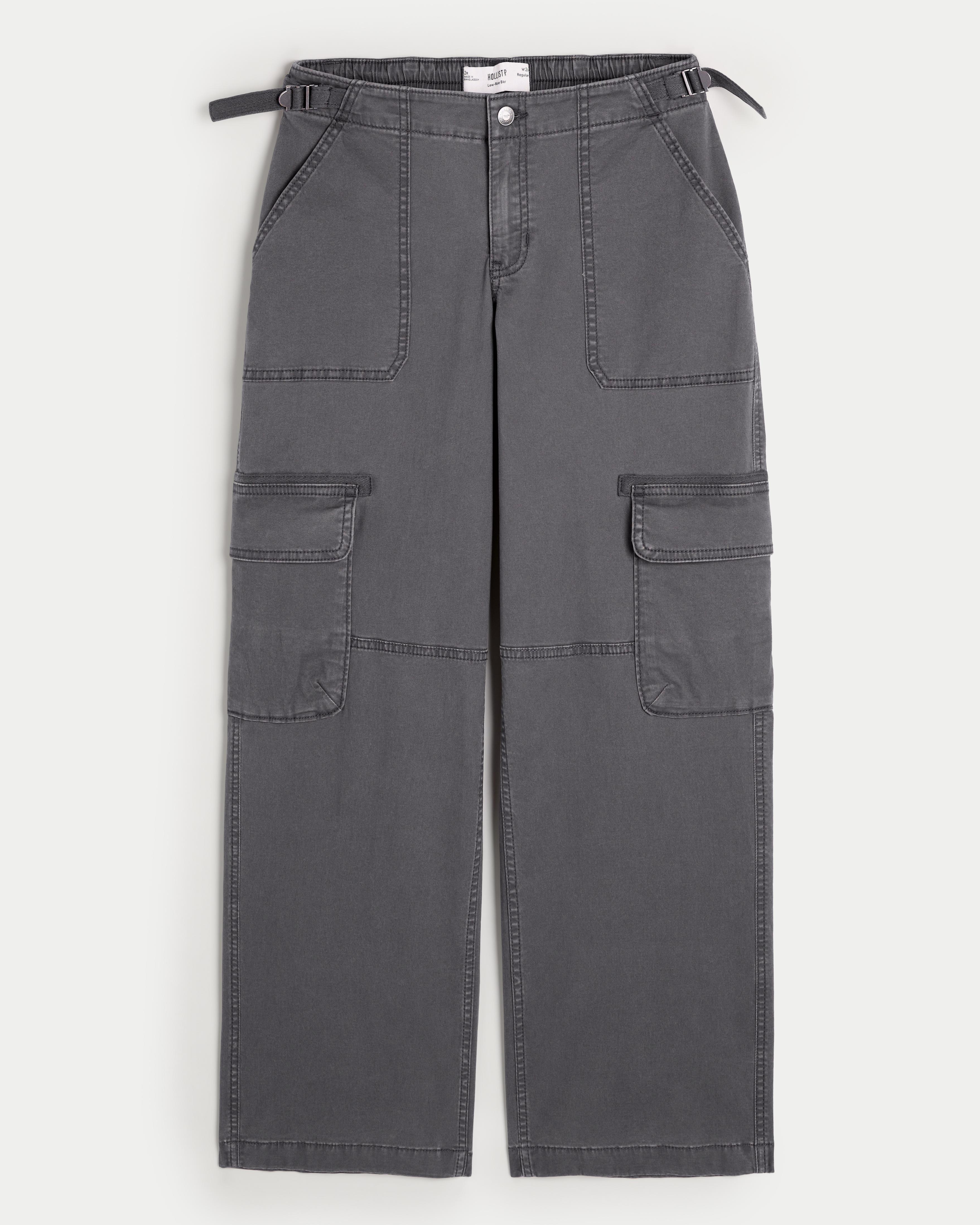 Low-Rise Baggy Cargo Pants Product Image