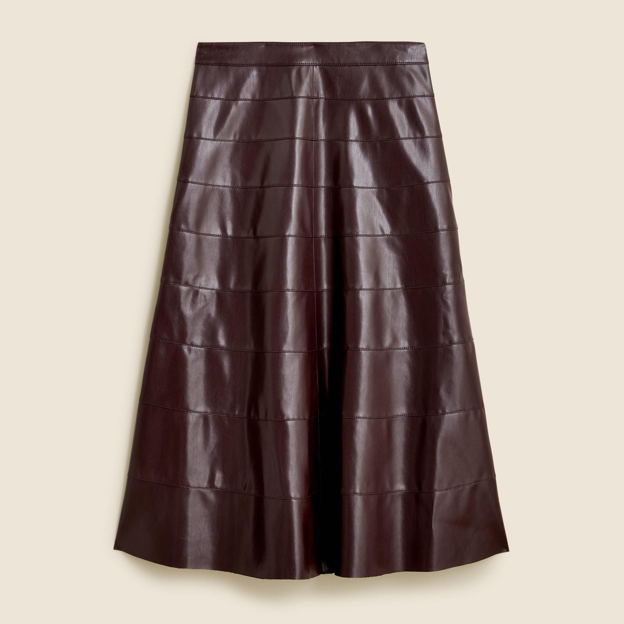 Seamed circle skirt in faux leather Product Image