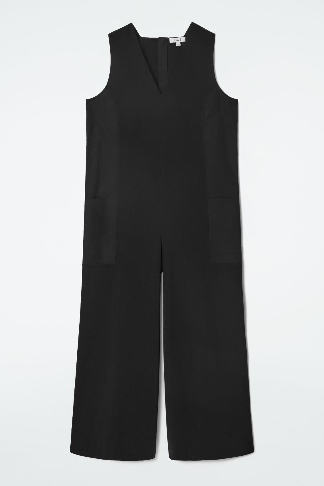 OVERSIZED V-NECK JUMPSUIT Product Image