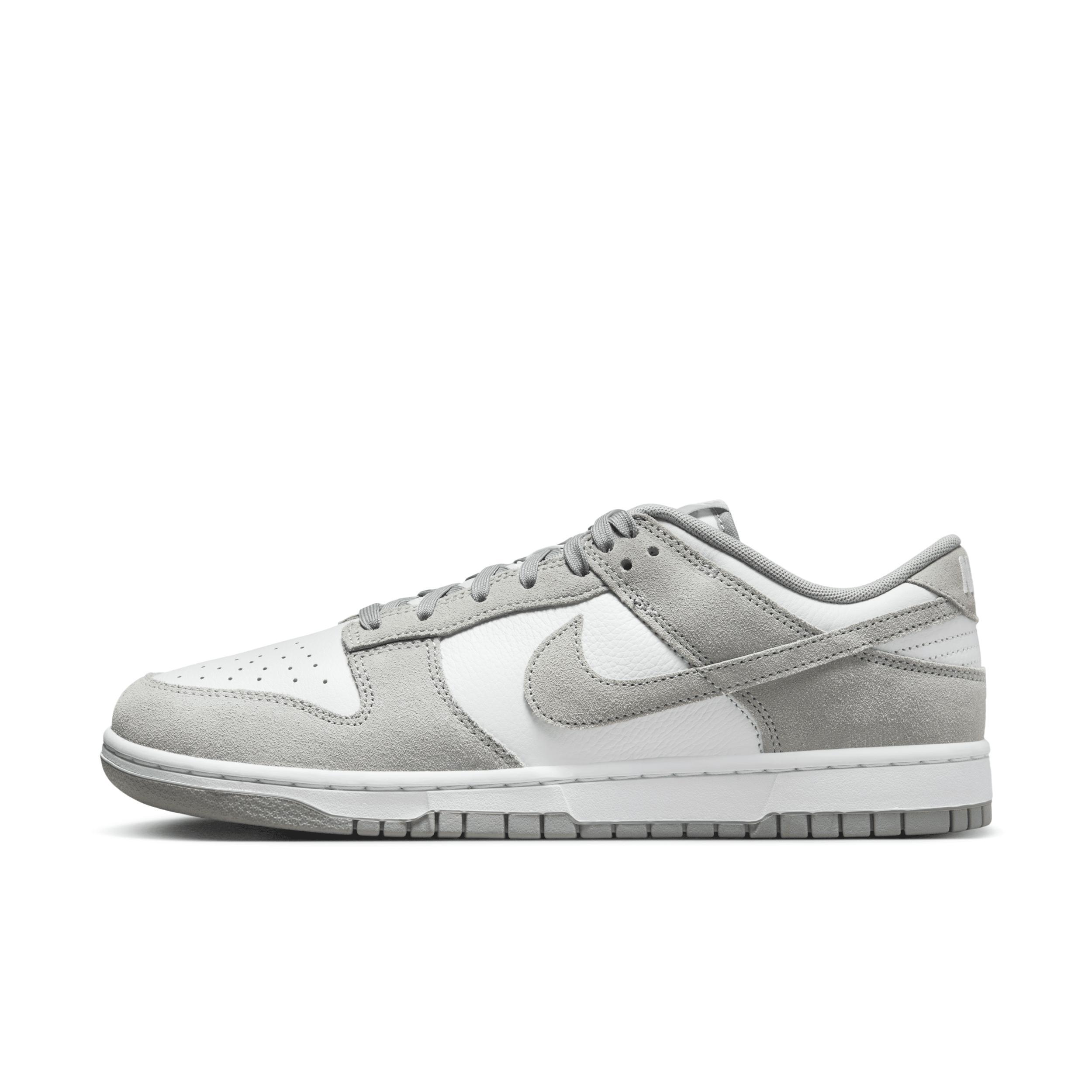 Nike Dunk Low Retro Men's Shoes Product Image