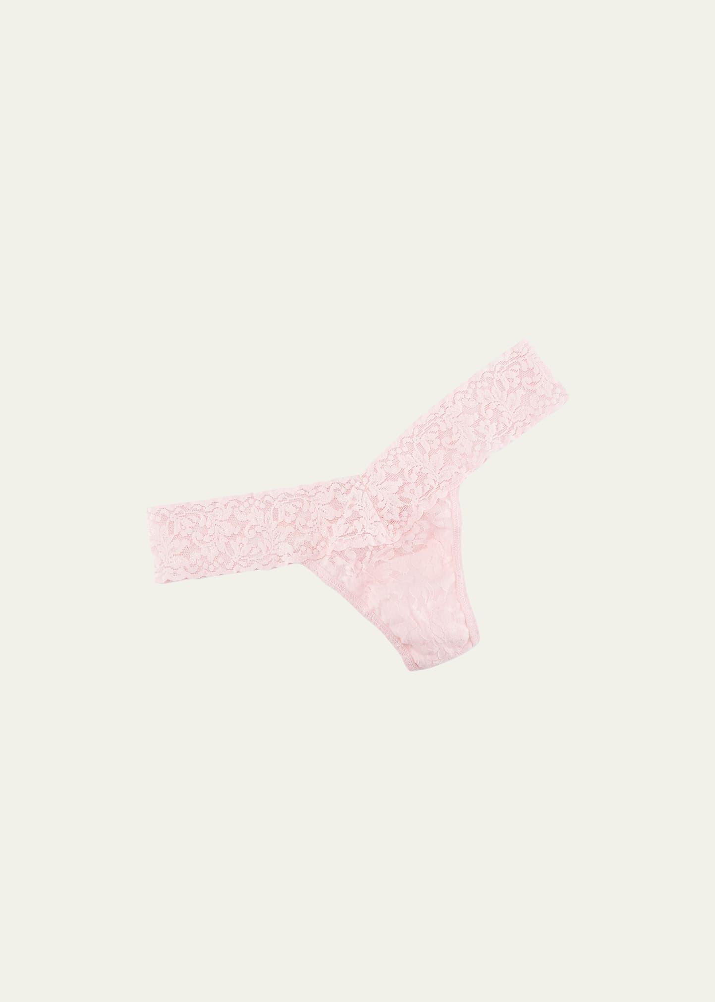 Hanky Panky Signature Lace Low Rise Thong Product Image