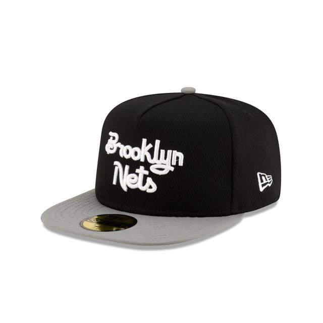 Brooklyn Nets Dashmark Mesh 59FIFTY A-Frame Fitted Hat Male Product Image