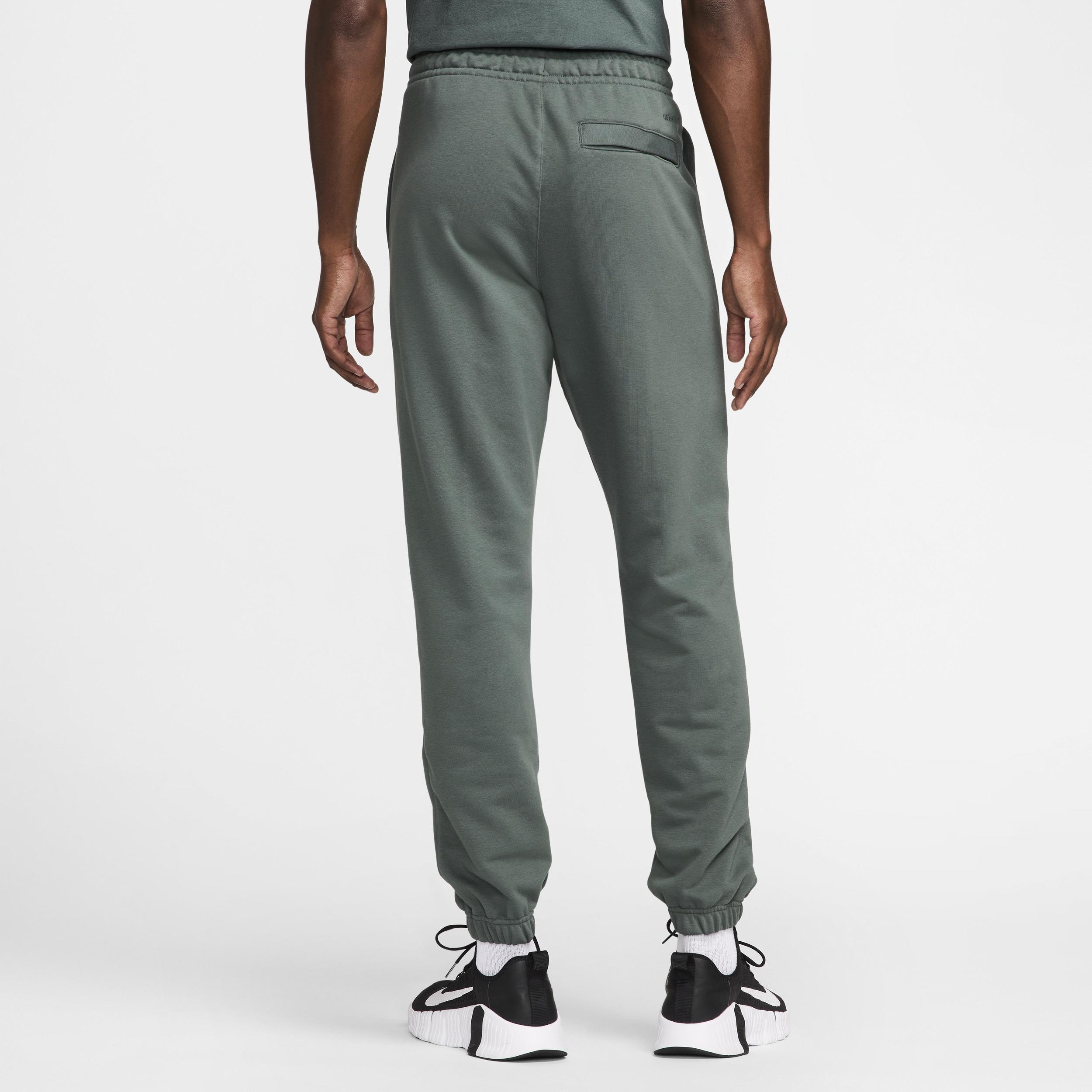 Nike Men's Swoosh Dri-FIT Fleece Fitness Jogger Pants Product Image