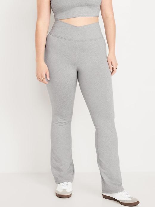 Extra High-Waisted CloudComfy Boot-Cut Leggings Product Image