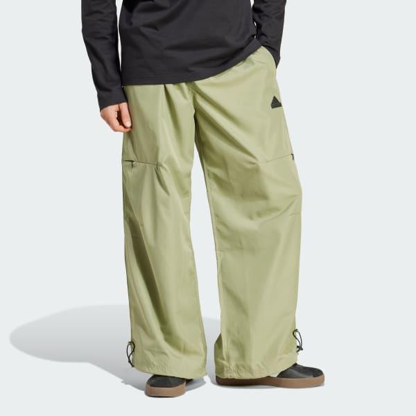 adiClub Cargo Pants Product Image