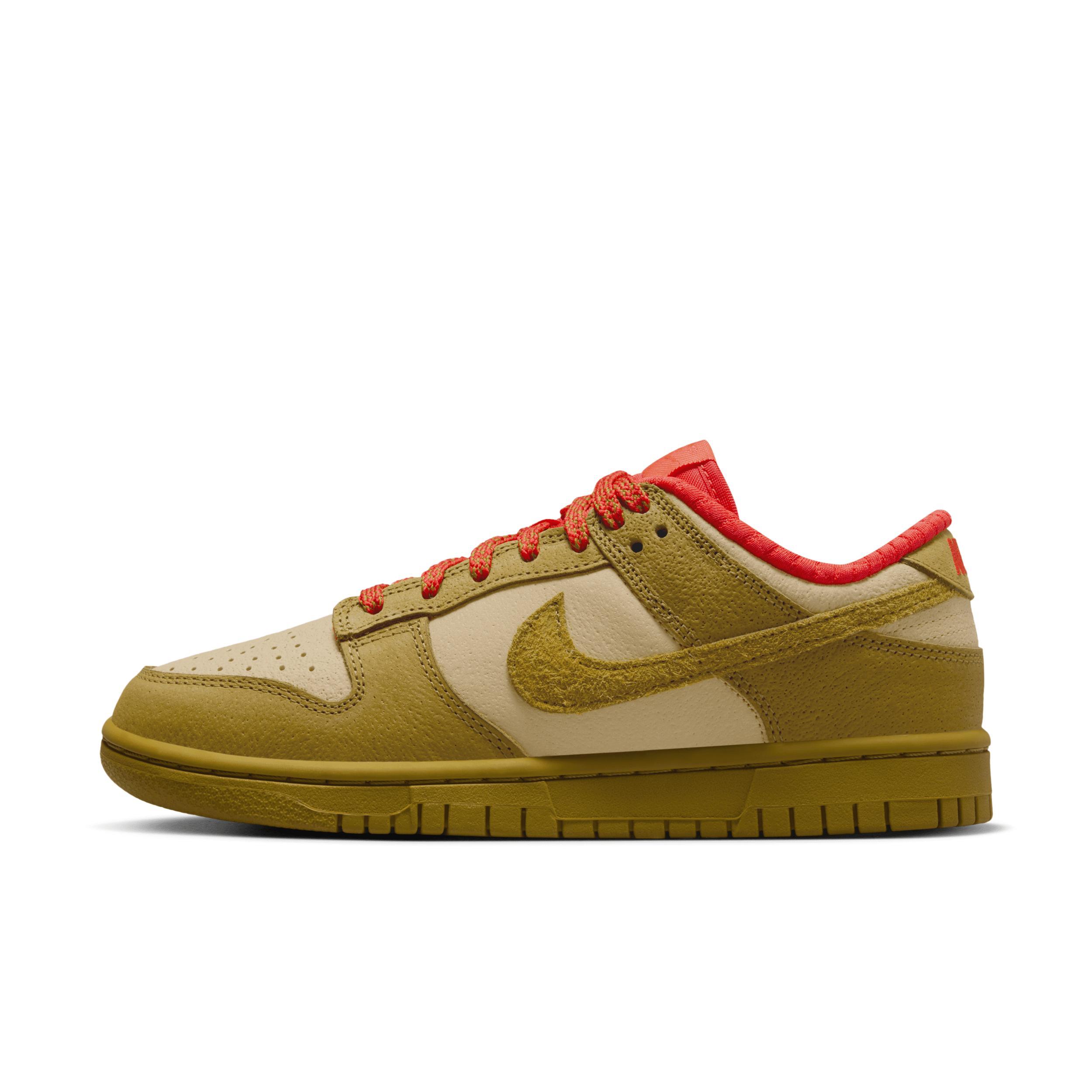 Nike Womens Dunk Low Shoes Product Image