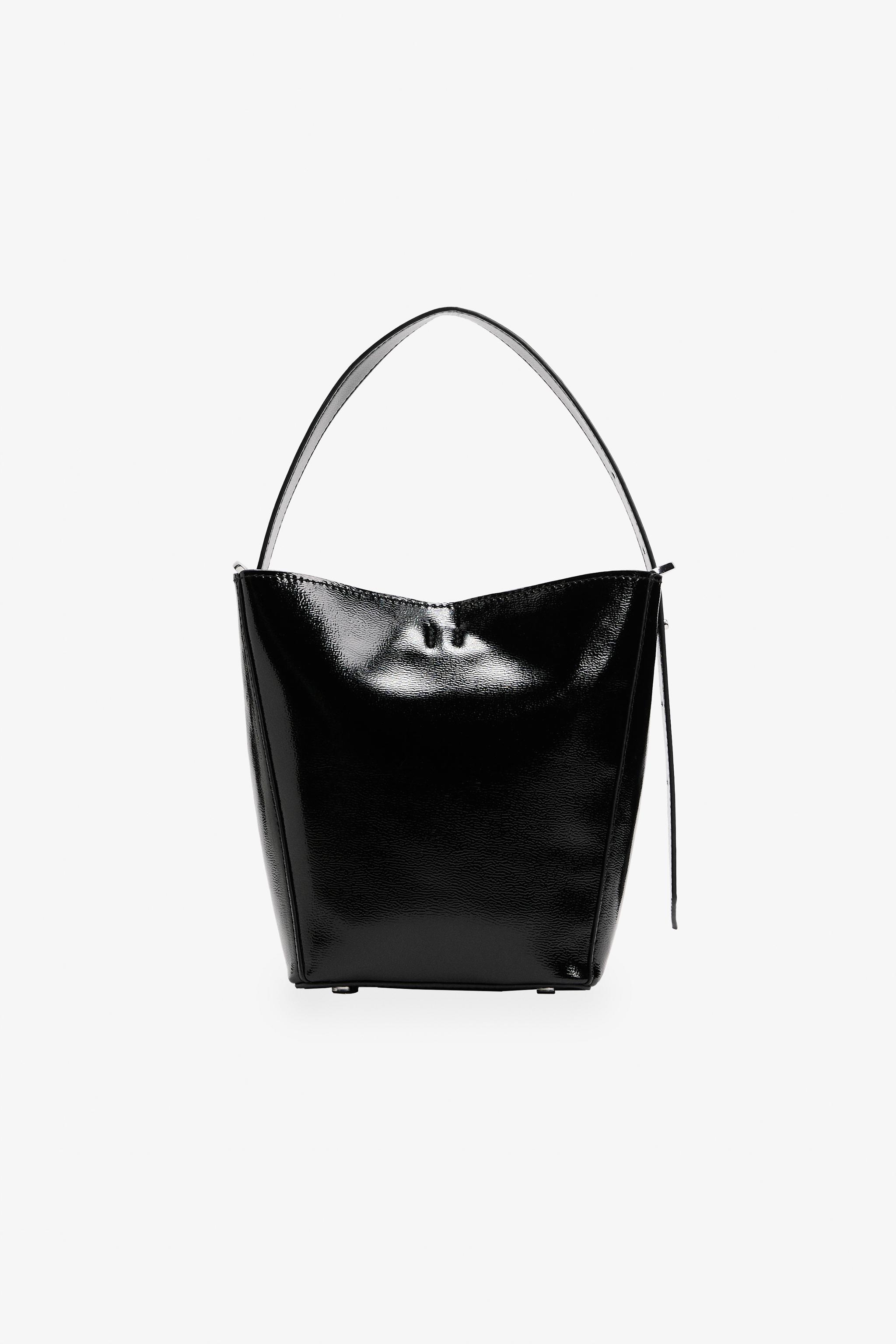 BUCKET BAG product image