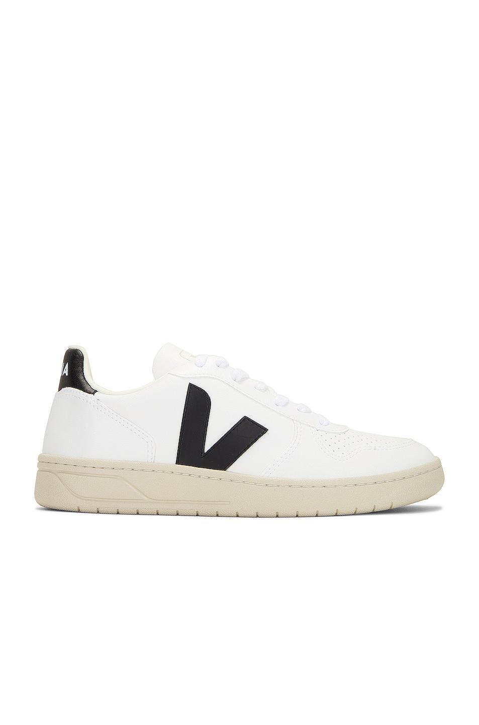 Veja V-10 Sneakers in White. Size 40, 41, 42, 43, 45, 46. Product Image