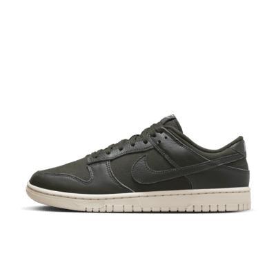 Nike Men's Dunk Low Retro Premium Shoes Product Image