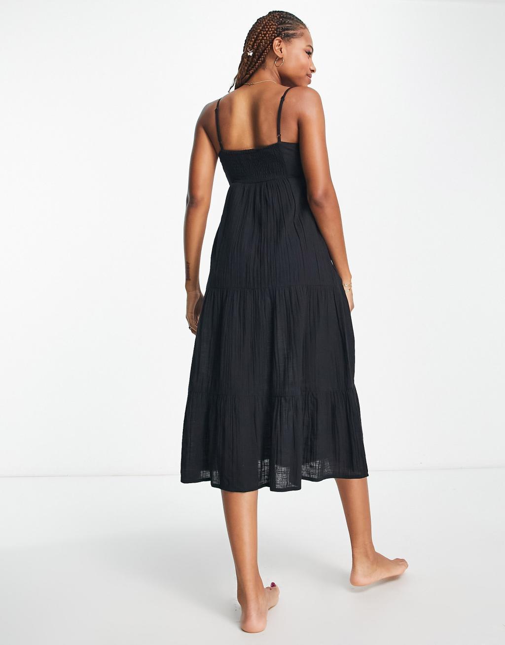 Iisla & Bird tiered maxi beach summer dress in black   Product Image