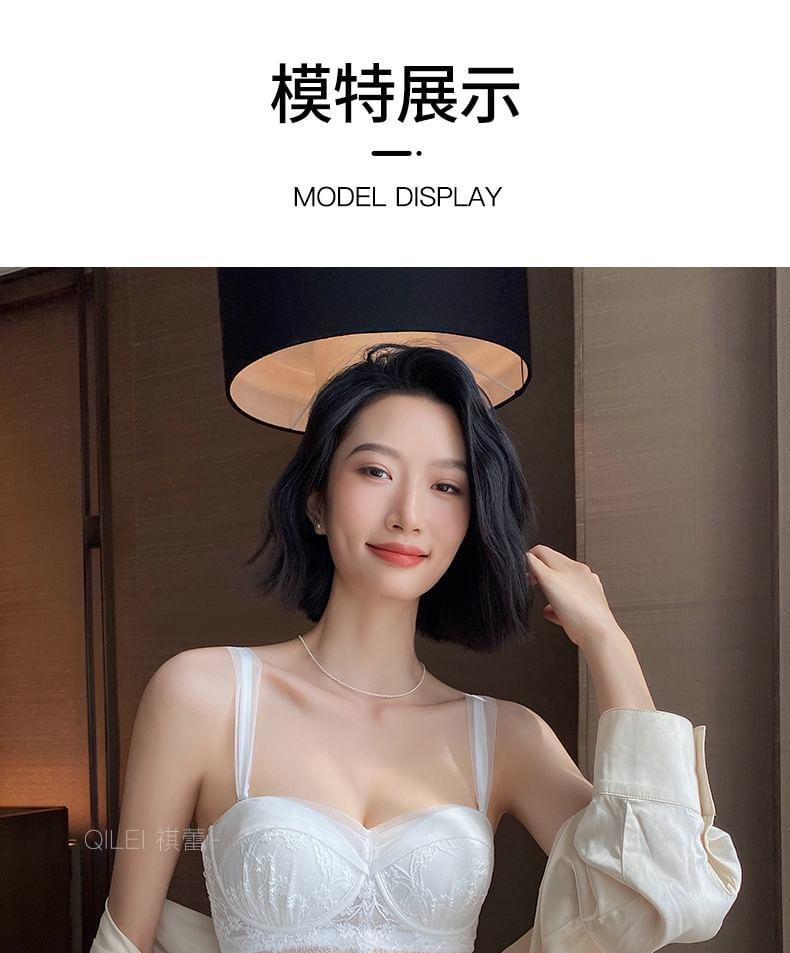 Floral Lace Wireless Bra Product Image