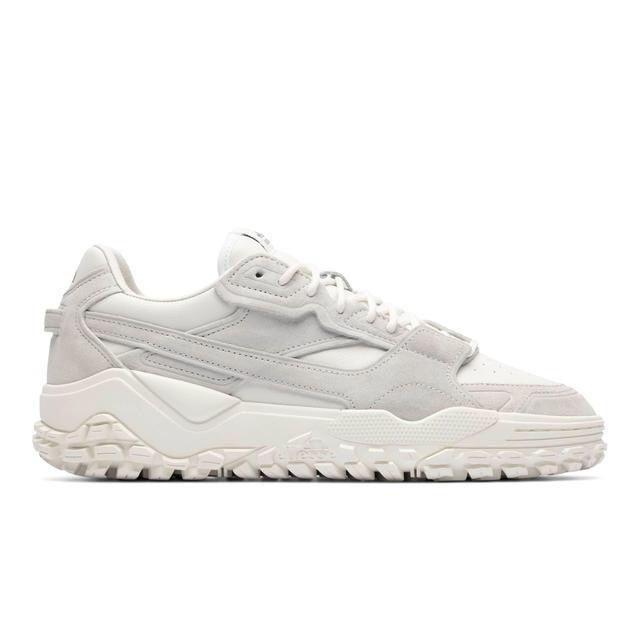 WOMEN'S LSR LUXE TRAINER Product Image